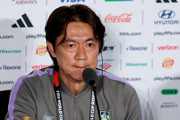 Trước thềm trận đấu đầu tiên của đội tuyển Hàn Quốc tại World Cup 2026, HLV Hong Myung Bo khẳng định ông hoàn toàn tin tưởng vào sự chuẩn bị của các học trò. Ảnh: Getty Trước thềm trận đấu đầu tiên của đội tuyển Hàn Quốc tại World Cup 2026, HLV Hong Myung Bo khẳng định ông hoàn toàn tin tưởng vào sự chuẩn bị của các học trò. Ảnh: Getty