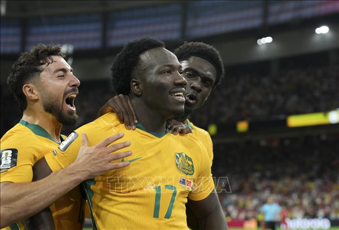 Chiến thắng 2-0 của Australia trước Thổ Nhĩ Kỳ ở bảng D World Cup 2026 là minh chứng cho thấy một tập thể được tổ chức tốt có thể đánh bại đội bóng sở hữu nhiều ngôi sao hơn. Ảnh: TTXVN Chiến thắng 2-0 của Australia trước Thổ Nhĩ Kỳ ở bảng D World Cup 2026 là minh chứng cho thấy một tập thể được tổ chức tốt có thể đánh bại đội bóng sở hữu nhiều ngôi sao hơn. Ảnh: TTXVN