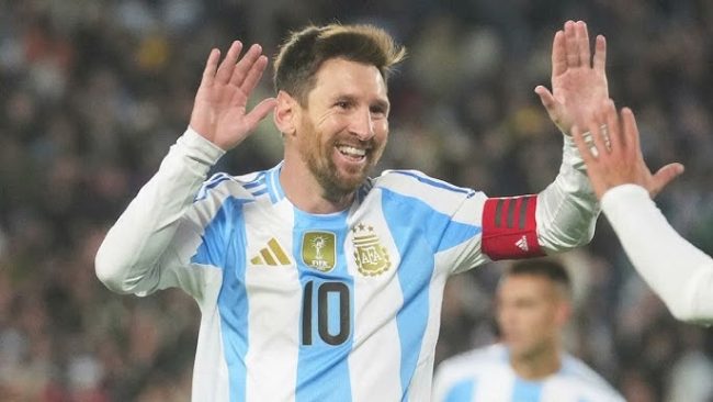Đội hình dự kiến Argentina vs Algeria (bảng J World Cup 2026): Messi đá chính ở trận thứ 200? - Ảnh 1. Đội hình dự kiến Argentina vs Algeria (bảng J World Cup 2026): Messi đá chính ở trận thứ 200? - Ảnh 1.