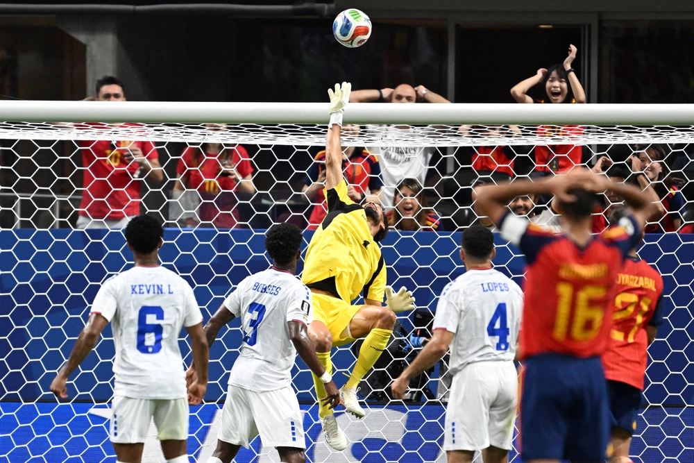 0-0 mà ngỡ như 3-0 - Ảnh 1. 0-0 mà ngỡ như 3-0 - Ảnh 1.
