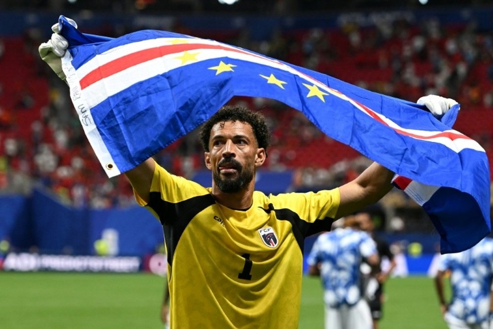 Mẹ của thủ môn Cape Verde đang được hỗ trợ tới Mỹ xem con trai thi đấu ở World Cup 2026 - Ảnh 1.