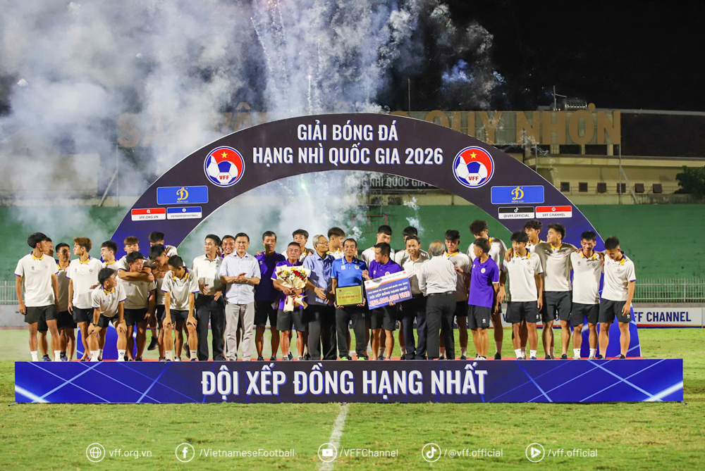 Tin nóng bóng đá Việt Nam hôm nay 18/6: Patrik Lê Giang háo hức tập trung đội tuyển Việt Nam; Phú Thọ đăng cai vòng loại U20 châu Á - Ảnh 3.