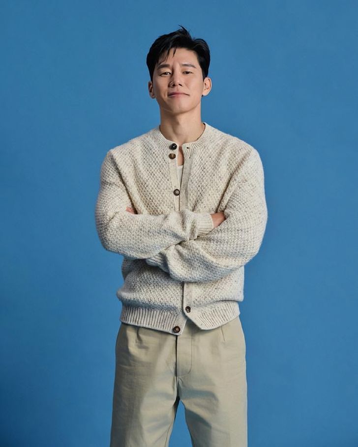 "John Cena của Hàn Quốc" Kim Mu Yeol tìm thấy vai diễn để đời với "Teach You a Lesson" - Ảnh 4. "John Cena của Hàn Quốc" Kim Mu Yeol tìm thấy vai diễn để đời với "Teach You a Lesson" - Ảnh 4.