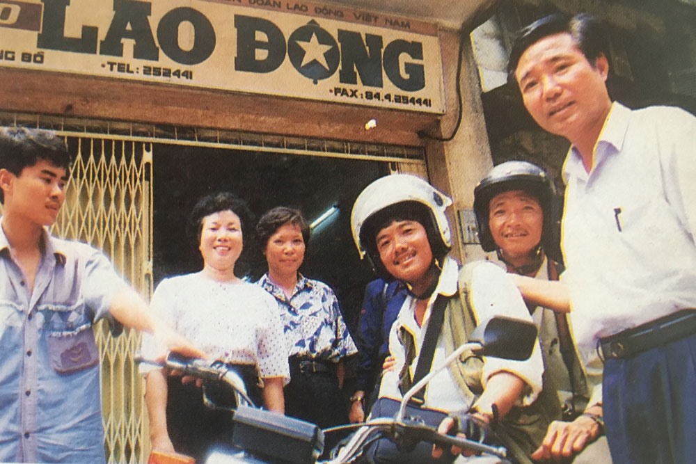 Nhà báo Huỳnh Dũng Nhân: Hành trình dấn thân hơn "40 năm đi, yêu và viết" - Ảnh 3. Nhà báo Huỳnh Dũng Nhân: Hành trình dấn thân hơn "40 năm đi, yêu và viết" - Ảnh 3.