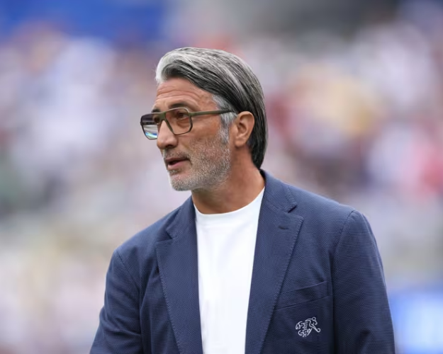 HLV tuyển Thụy Sỹ Murat Yakin. Ảnh: FIFA HLV tuyển Thụy Sỹ Murat Yakin. Ảnh: FIFA
