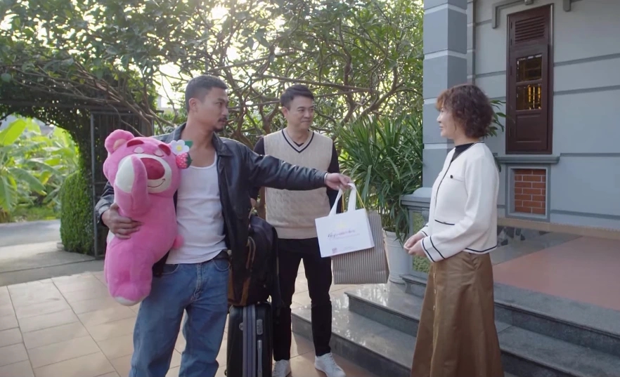 Diễn viên Thanh Hương: "Tôi không còn ở giai đoạn nhận vai để phủ sóng" - Ảnh 2. Diễn viên Thanh Hương: "Tôi không còn ở giai đoạn nhận vai để phủ sóng" - Ảnh 2.