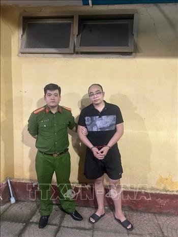 Khởi tố 18 đối tượng trong đường dây quảng bá website cờ bạc - Ảnh 2.