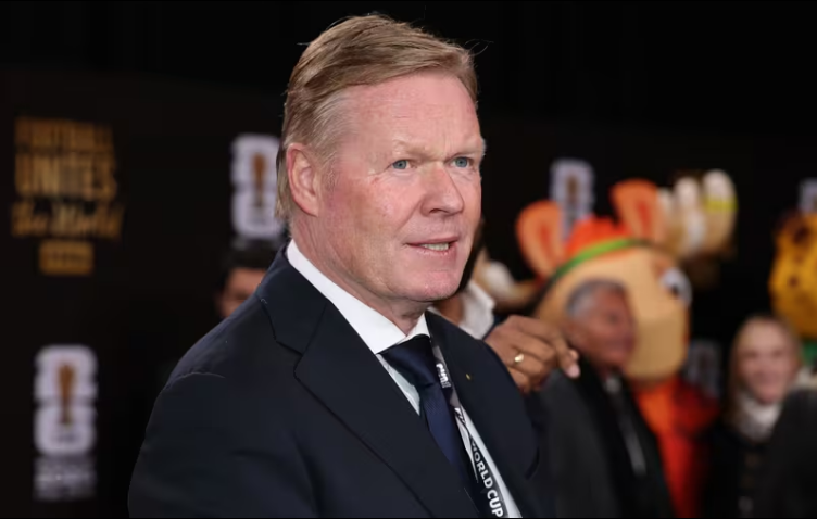 De Jong đã thi đấu trọn vẹn 90 phút ở trận hòa 2-2 với Nhật Bản. Tuy nhiên, HLV Ronald Koeman xác nhận học trò của mình đang gặp những cơn đau nhẹ và vẫn chưa chắc chắn có thể góp mặt ở cuộc đối đầu sắp tới. Ảnh: FIFA De Jong đã thi đấu trọn vẹn 90 phút ở trận hòa 2-2 với Nhật Bản. Tuy nhiên, HLV Ronald Koeman xác nhận học trò của mình đang gặp những cơn đau nhẹ và vẫn chưa chắc chắn có thể góp mặt ở cuộc đối đầu sắp tới. Ảnh: FIFA