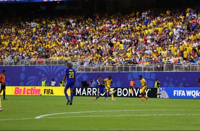 Thủ môn xuất thần, Curacao giành điểm lịch sử đầu tiên tại World Cup - Ảnh 2. Thủ môn xuất thần, Curacao giành điểm lịch sử đầu tiên tại World Cup - Ảnh 2.