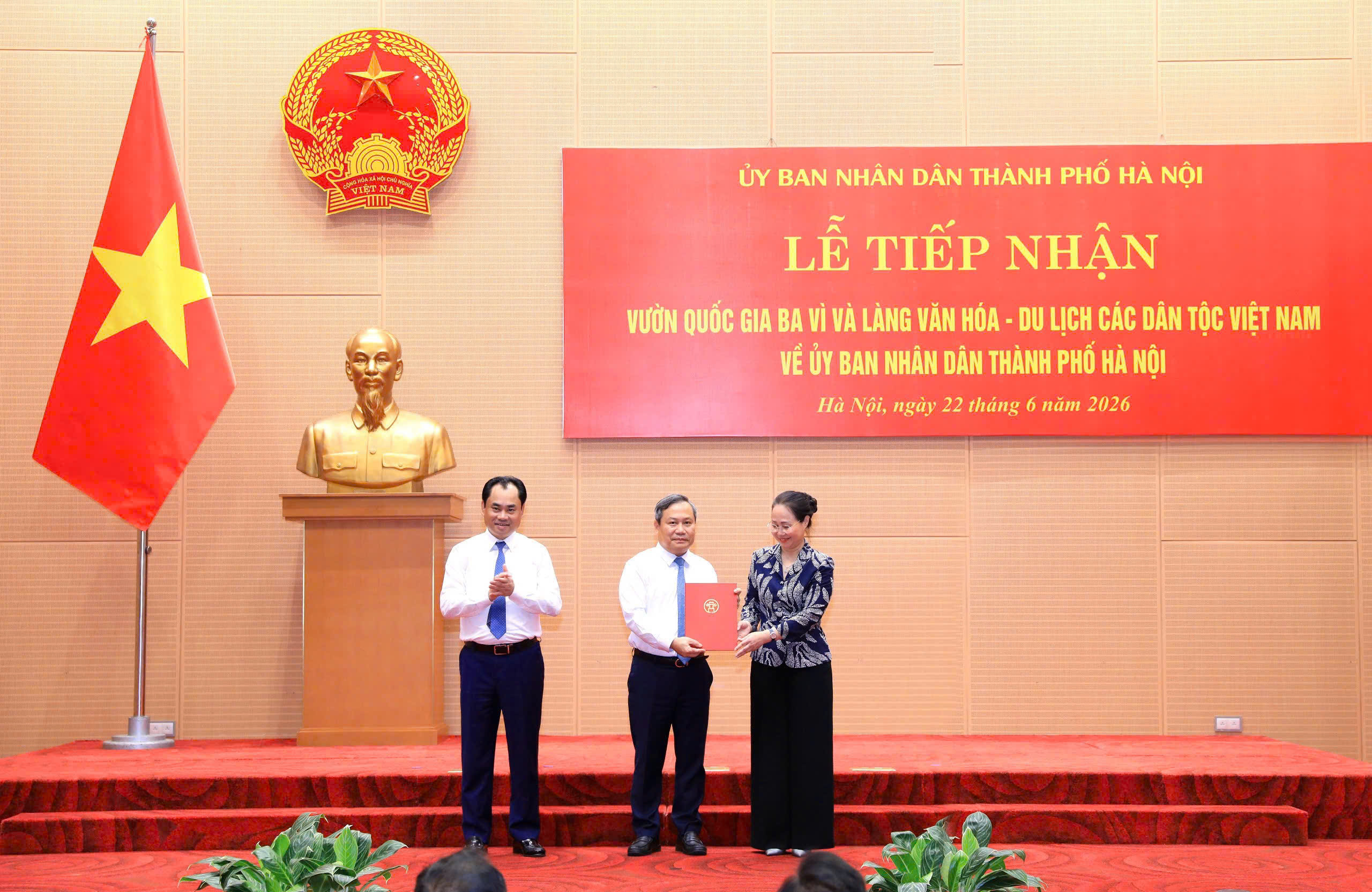 Có gì ở Vườn Quốc gia Ba Vì và Làng Văn hóa - Du lịch các dân tộc Việt Nam, hai điểm đến đặc biệt Hà Nội vừa tiếp nhận? - Ảnh 7.