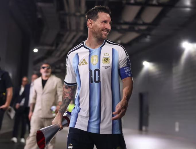 Tin nóng thể thao sáng 23/6: Messi lập kỳ tích vô tiền khoáng hậu, Man City tiến gần bổ nhiệm người kế nhiệm Pep - Ảnh 1. Tin nóng thể thao sáng 23/6: Messi lập kỳ tích vô tiền khoáng hậu, Man City tiến gần bổ nhiệm người kế nhiệm Pep - Ảnh 1.