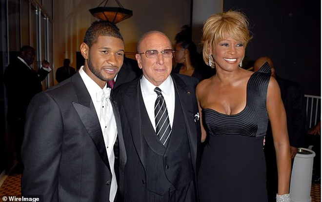Clive Davis qua đời ở tuổi 94, khép lại một kỷ nguyên của làng nhạc thế giới - Ảnh 4. Clive Davis qua đời ở tuổi 94, khép lại một kỷ nguyên của làng nhạc thế giới - Ảnh 4.