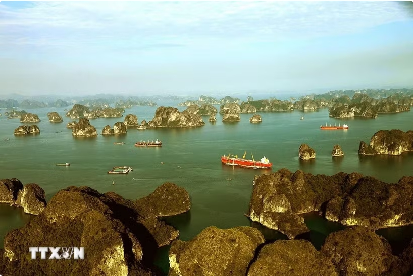 Liên thông dữ liệu cảnh báo dông, lốc cho vịnh Hạ Long, Bái Tử Long - Ảnh 1. Liên thông dữ liệu cảnh báo dông, lốc cho vịnh Hạ Long, Bái Tử Long - Ảnh 1.