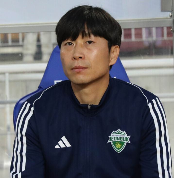 Tin nóng thể thao sáng 26/6: World Cup 2026 có thể bị hoãn vì lốc xoáy, Hợp đồng kỳ lạ của HLV tuyển Việt Nam - Ảnh 2.