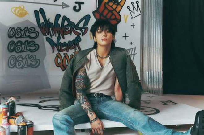 "Seven" đạt 3 tỷ lượt phát, Jungkook BTS làm nên lịch sử cho nghệ sĩ Hàn Quốc - Ảnh 4.