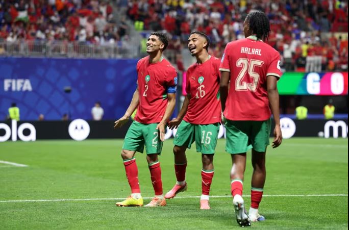 Morocco ngược dòng ngoạn mục, hiên ngang vào vòng knock-out World Cup 2026 - Ảnh 2.
