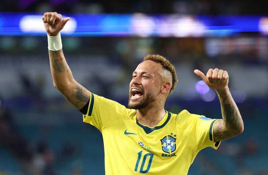 Cà phê World Cup: Brazil đã có thể thôi đổ lỗi cho Neymar - Ảnh 1.