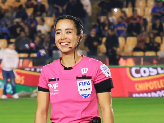 Nữ trọng tài Mexico đi vào lịch sử World Cup - Ảnh 3.