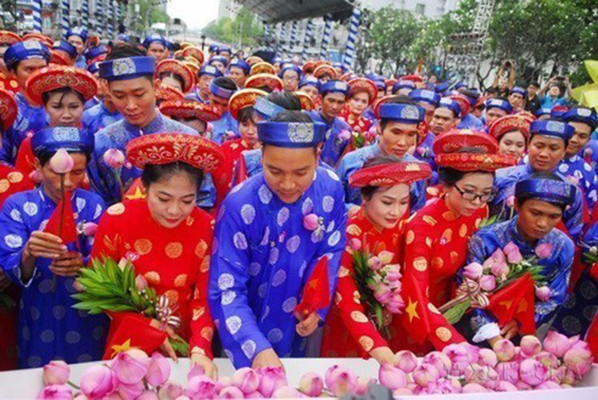Gia đình Việt Nam thích ứng để giữ gìn những giá trị bền vững - Ảnh 1.