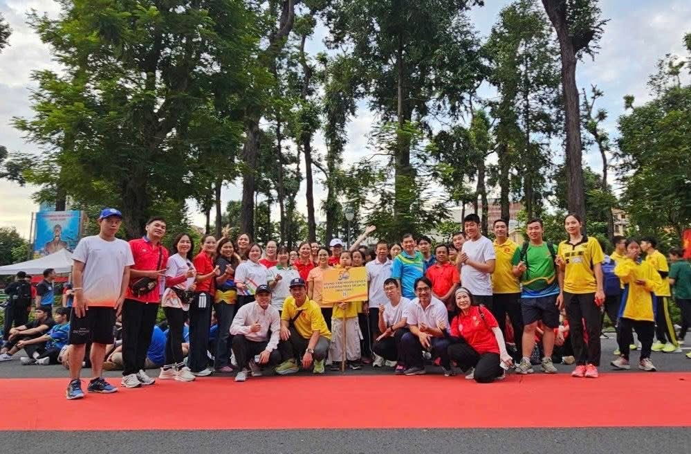 5.000 người tham gia đi bộ đồng hành, lan tỏa tinh thần "Hành trình Bet88447 link đăng nhập - Tiến bước tương lai" - Ảnh 2.