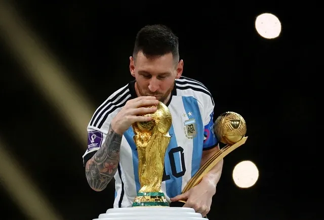 Thơ World Cup: Messi và giấc mơ vua phá lưới - Ảnh 1.