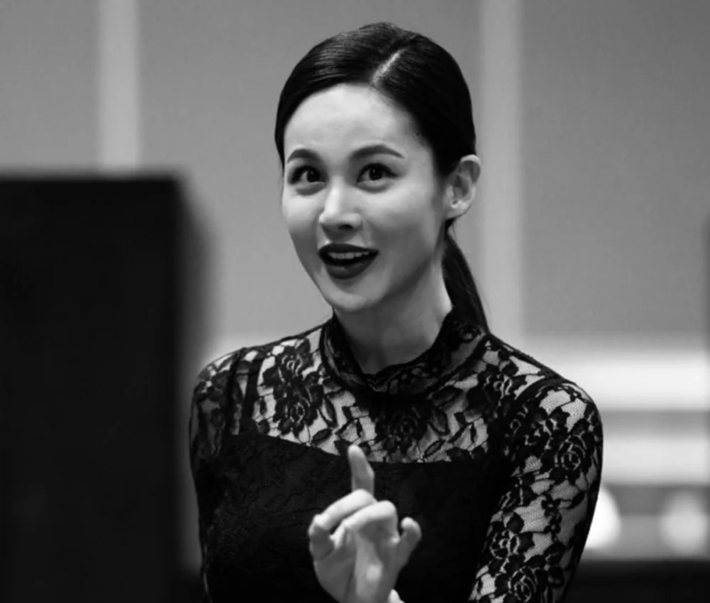 Ivy trở thành nghệ sĩ Hàn Quốc đầu tiên đảm nhận vai Roxie Hart trên sân khấu Broadway - Ảnh 7.