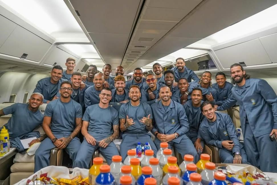 Brazil - đội tuyển duy nhất 5 lần vô địch World Cup, đã tới Mỹ, mang theo khát vọng của hơn 200 triệu người - Ảnh 1.