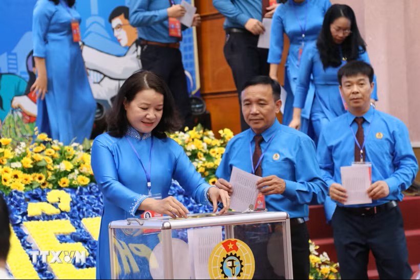 Đại hội XIV Công đoàn Việt Nam: Bắt đầu ngày làm việc đầu tiên - Ảnh 1.