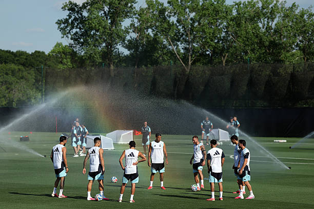 Argentina bước vào World Cup 2026 với vị thế ứng viên hàng đầu sau khi giành chức vô địch Copa America 2024 và đứng đầu vòng loại World Cup khu vực Nam Mỹ