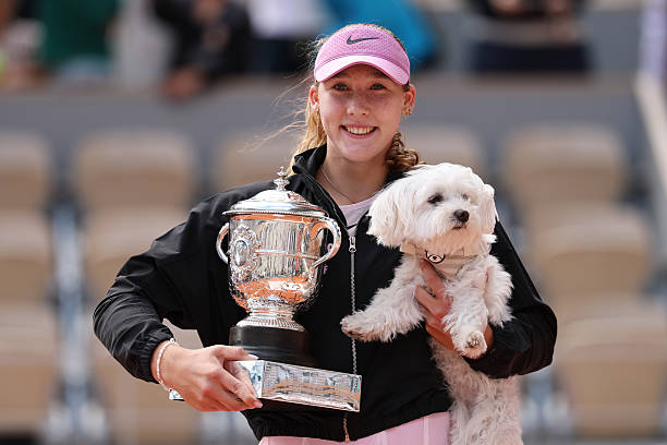 Mirra Andreeva lấy cảm hứng từ Federer để vô địch Roland Garros. Ảnh: Getty