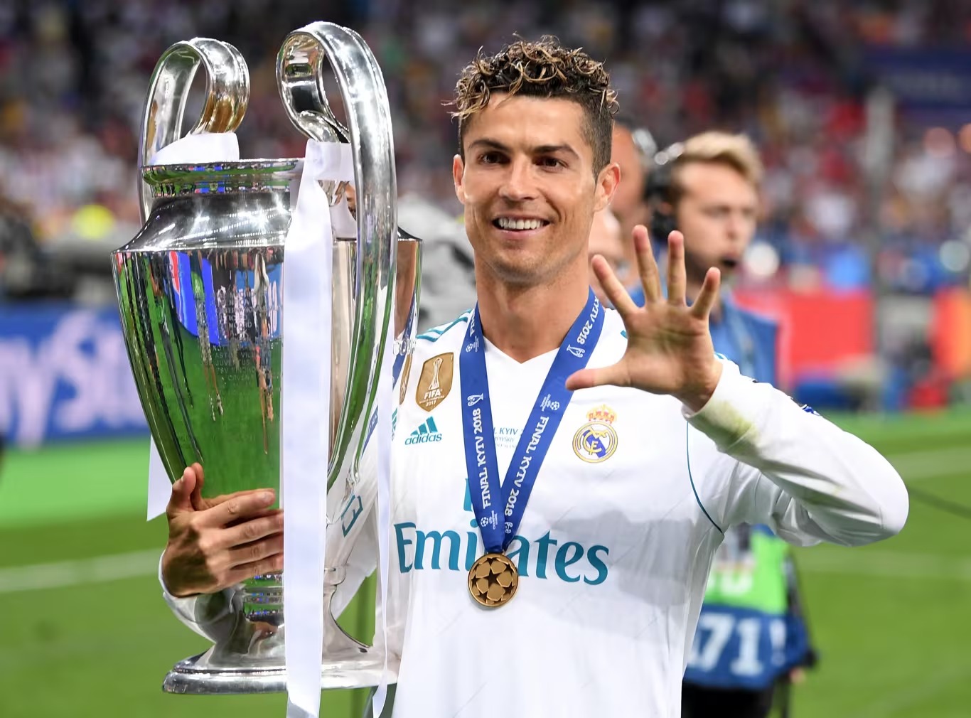 Mỗi ngày một ngôi sao World Cup: "Quái thú" Cristiano Ronaldo - Ảnh 2.