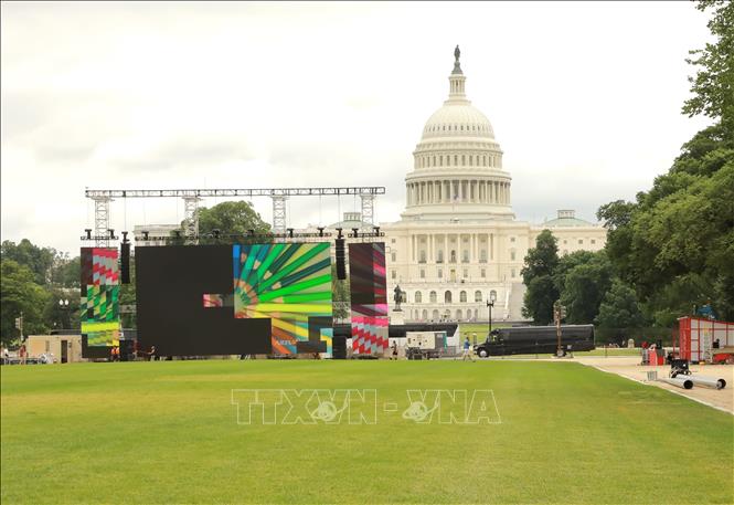 World Cup 2026: Thủ đô nước Mỹ gấp rút hoàn thiện khu Fan Zone - Ảnh 1. World Cup 2026: Thủ đô nước Mỹ gấp rút hoàn thiện khu Fan Zone - Ảnh 1.