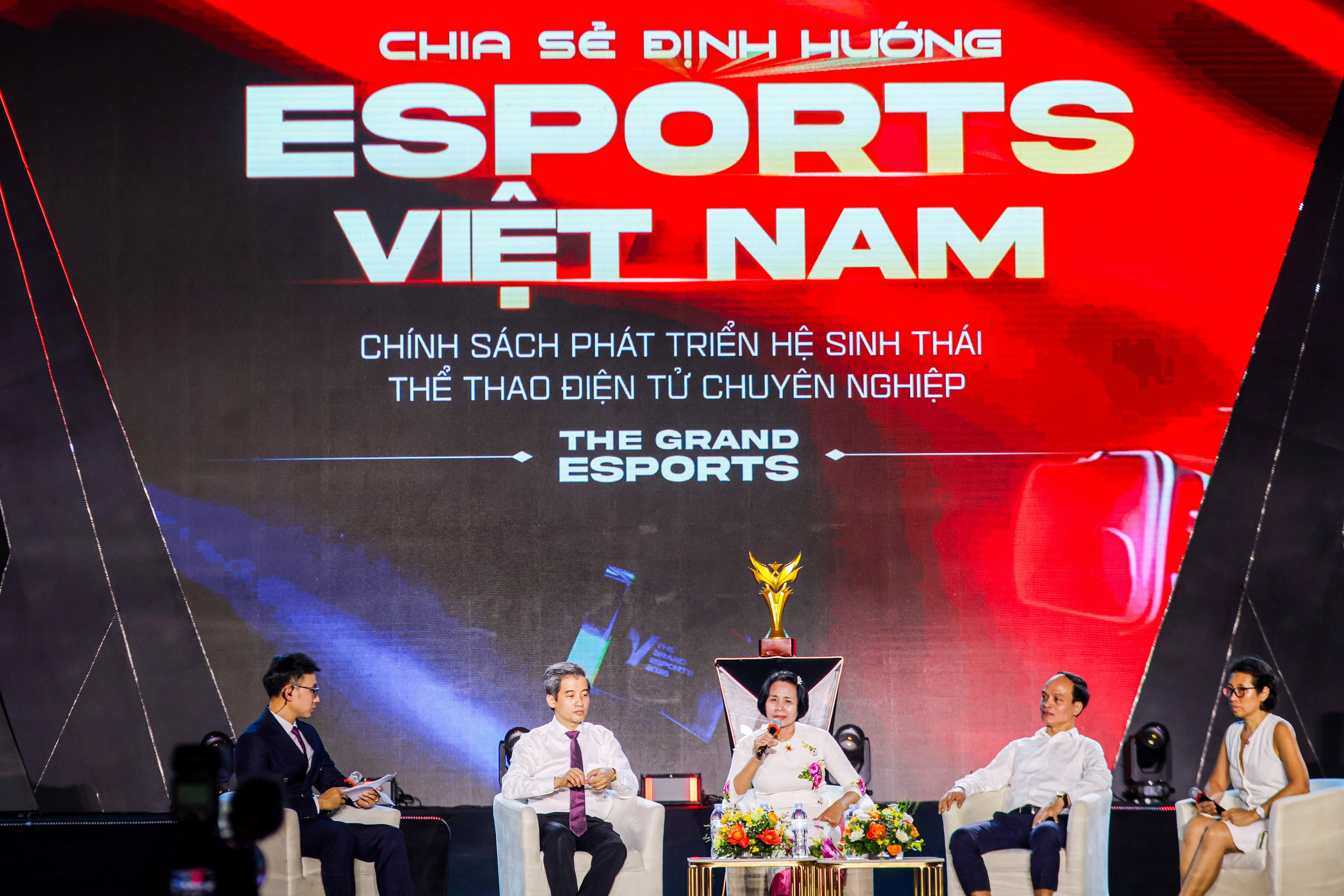 The Grand Esports 2026 sự khởi đầu của hệ sinh thái công nghiệp văn hóa Esports Việt Nam - Ảnh 4.