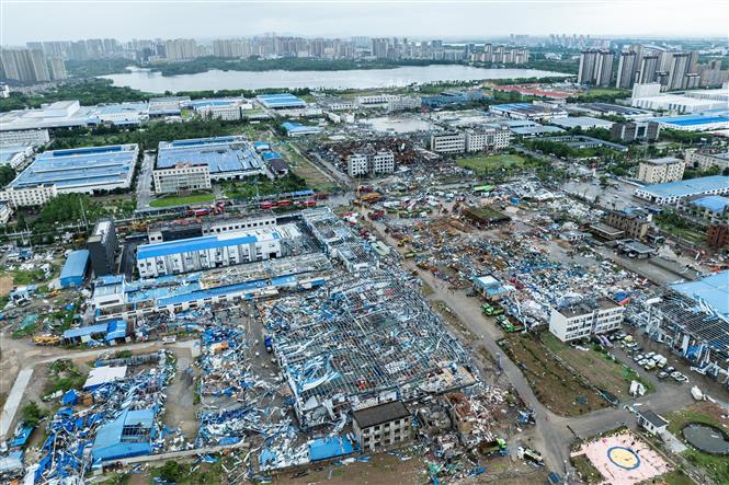 Trung Quốc kích hoạt đồng loạt cơ chế khẩn cấp ứng phó siêu bão Bavi - Ảnh 2. Trung Quốc kích hoạt đồng loạt cơ chế khẩn cấp ứng phó siêu bão Bavi - Ảnh 2.