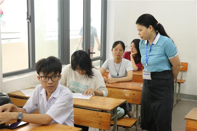 Hoàn thành việc sắp xếp các cơ sở giáo dục công lập trước ngày 30/8/2026 - Ảnh 2. Hoàn thành việc sắp xếp các cơ sở giáo dục công lập trước ngày 30/8/2026 - Ảnh 2.
