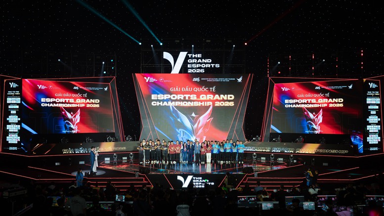 The Grand Esports 2026: Vinh danh nhà vô địch, khẳng định bước tiến của Esports Việt Nam - Ảnh 2. The Grand Esports 2026: Vinh danh nhà vô địch, khẳng định bước tiến của Esports Việt Nam - Ảnh 2.
