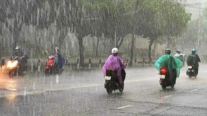 Thời tiết ngày 12/7: Mưa dông diện rộng, cảnh báo gió giật mạnh trên biển - Ảnh 1. Thời tiết ngày 12/7: Mưa dông diện rộng, cảnh báo gió giật mạnh trên biển - Ảnh 1.
