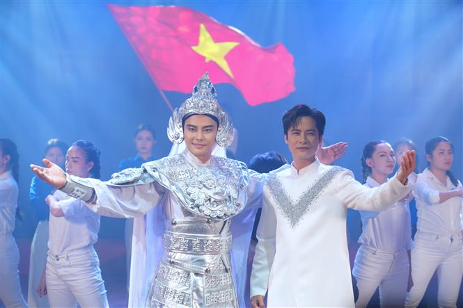 Bền bỉ “giữ lửa” dòng nhạc cổ động trong kỷ nguyên số - Ảnh 3. Bền bỉ “giữ lửa” dòng nhạc cổ động trong kỷ nguyên số - Ảnh 3.