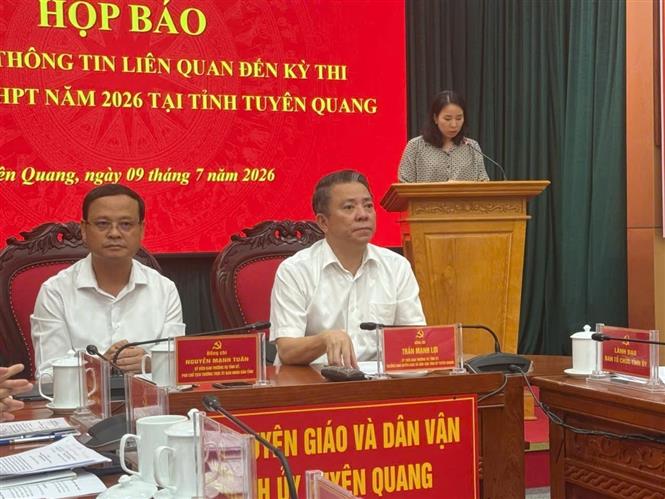 Vụ trưởng Vụ Giáo dục Đại học: Việc đăng ký xét tuyển của thí sinh THPT Chuyên Tuyên Quang không làm ảnh hưởng đến thí sinh khác - Ảnh 2. Vụ trưởng Vụ Giáo dục Đại học: Việc đăng ký xét tuyển của thí sinh THPT Chuyên Tuyên Quang không làm ảnh hưởng đến thí sinh khác - Ảnh 2.