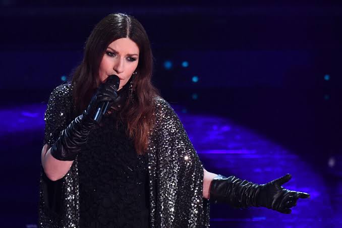 Laura Pausini: Giọng ca Italy được FIFA chọn cho lễ bế mạc World Cup 2026 - Ảnh 10. Laura Pausini: Giọng ca Italy được FIFA chọn cho lễ bế mạc World Cup 2026 - Ảnh 10.