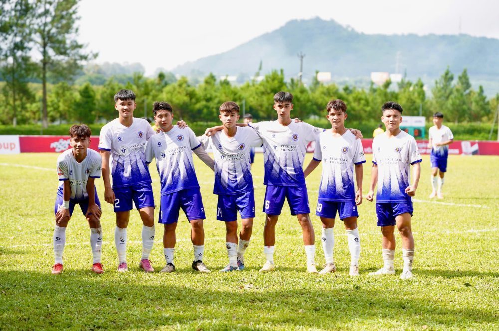 VCK U17 QG – Cúp Rồng Đỏ 2026:  Hà Nội đại thắng, Đồng Nai tạo bất ngờ - Ảnh 2.