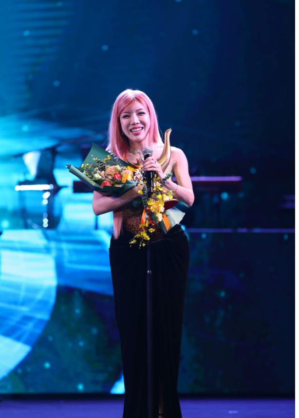 Trang Pháp kể hành trình nhiều lần làm mới chính mình để trở thành nghệ sĩ toàn năng - Ảnh 5. Trang Pháp kể hành trình nhiều lần làm mới chính mình để trở thành nghệ sĩ toàn năng - Ảnh 5.