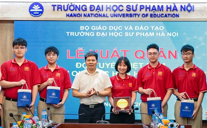 Học sinh Việt Nam đoạt Huy chương Vàng, Bạc tại Olympic Hóa học và Olympic Sinh học quốc tế - Ảnh 2. Học sinh Việt Nam đoạt Huy chương Vàng, Bạc tại Olympic Hóa học và Olympic Sinh học quốc tế - Ảnh 2.