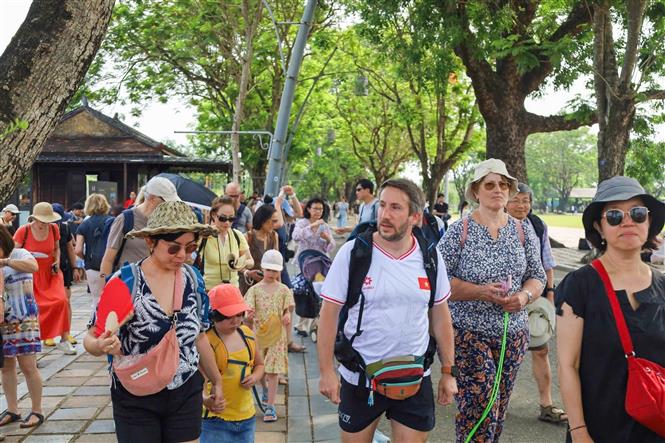 Du lịch chăm sóc sức khỏe: Từng bước định vị thương hiệu “thành phố chữa lành” của châu Á - Ảnh 2. Du lịch chăm sóc sức khỏe: Từng bước định vị thương hiệu “thành phố chữa lành” của châu Á - Ảnh 2.