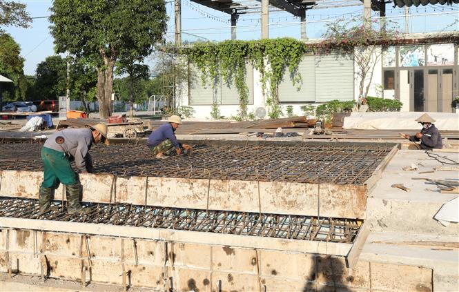 Trung Bộ tiếp tục nắng nóng, có nơi trên 38 độ C trong hai ngày tới - Ảnh 1. Trung Bộ tiếp tục nắng nóng, có nơi trên 38 độ C trong hai ngày tới - Ảnh 1.