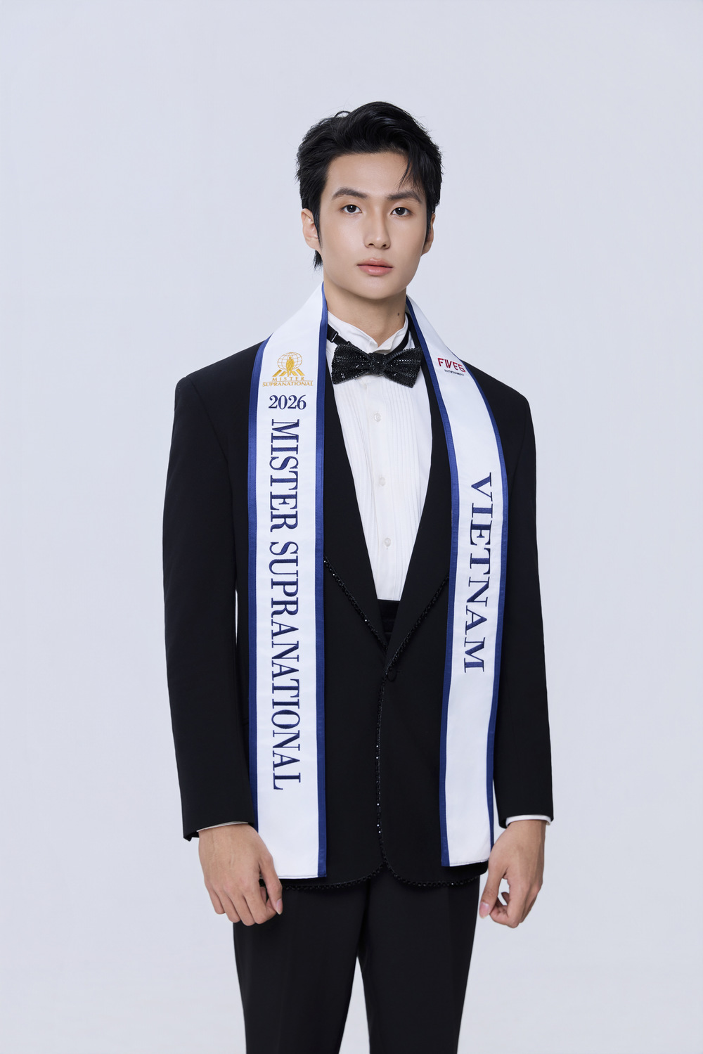 Nguyễn Hàn Việt đặt mục tiêu Top 5 Mister Supranational 2026 - Ảnh 1. Nguyễn Hàn Việt đặt mục tiêu Top 5 Mister Supranational 2026 - Ảnh 1.