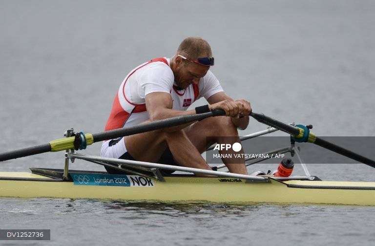Huyền thoại Olympic bất ngờ qua đời ở tuổi 50 - Ảnh 1.