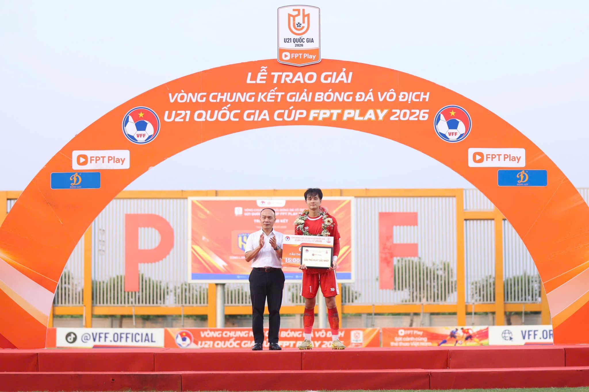 Tin nóng bóng đá Việt hôm nay 26/7: Thầy trò HLV Kim San Sik trở lại sân tập; U23 Việt Nam hội quân chuẩn bị cho Asiad - Ảnh 3.