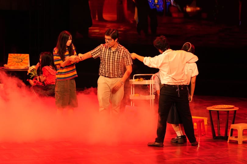 English Performance 2026: Nhạc kịch tiếng Anh lan tỏa thông điệp nhân văn - Ảnh 2.