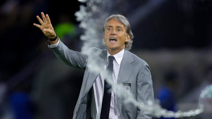 Roberto Mancini và cuộc chia tay vì 25 triệu euro: Có xứng đáng trở lại dẫn dắt tuyển Ý? - Ảnh 1. Roberto Mancini và cuộc chia tay vì 25 triệu euro: Có xứng đáng trở lại dẫn dắt tuyển Ý? - Ảnh 1.